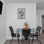 4 Apartment