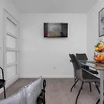 4 Makarska